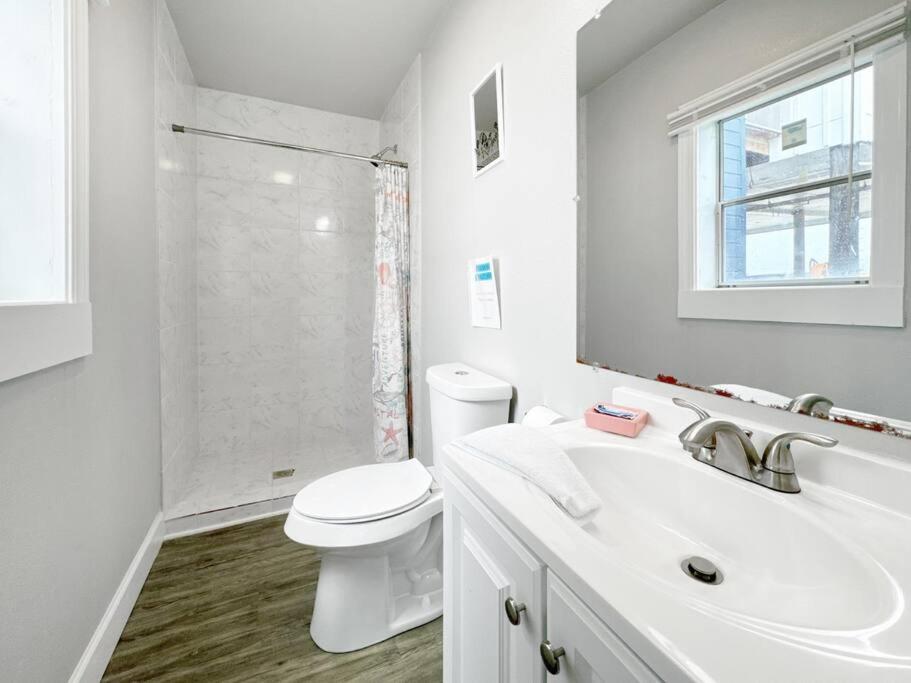 The Bayshore At Magnolia Beach! Apartment *