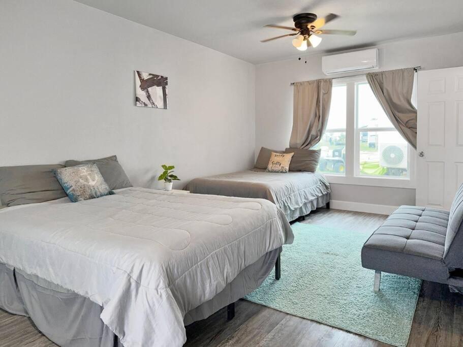 The Bayshore At Magnolia Beach! Apartment Port Lavaca